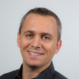 Zohar Raz